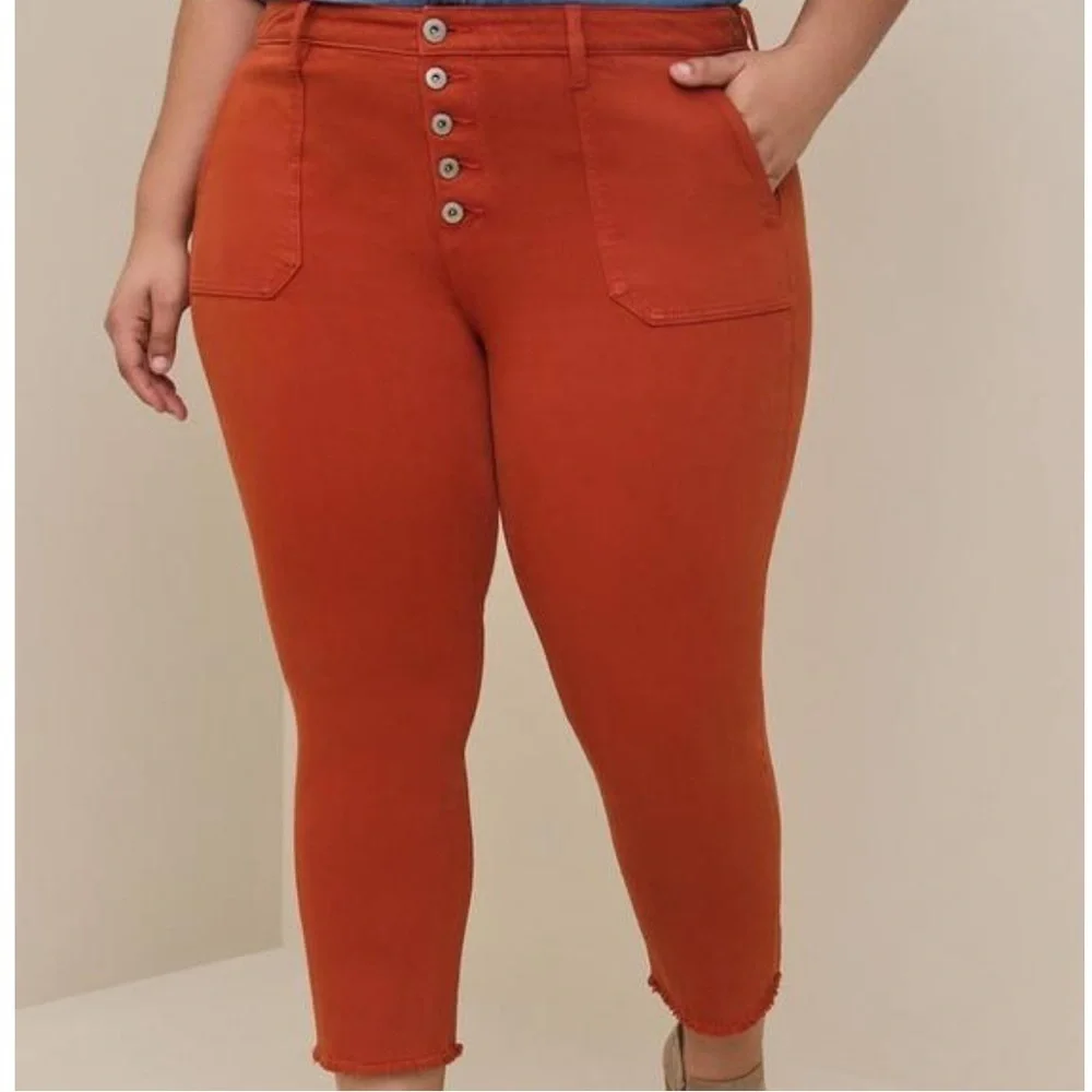 Size 18: Torrid Mom Straight Vintage Stretch High Rise Jean